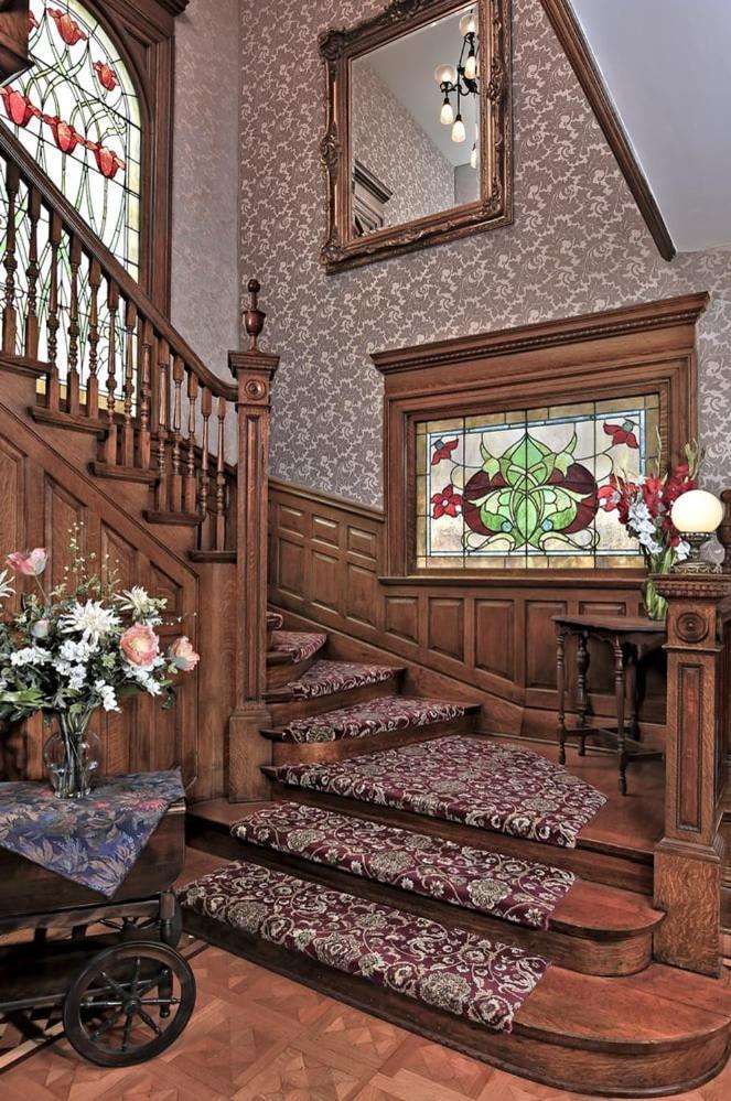 The Gibson Mansion Bed And Breakfast Missoula Exterior photo