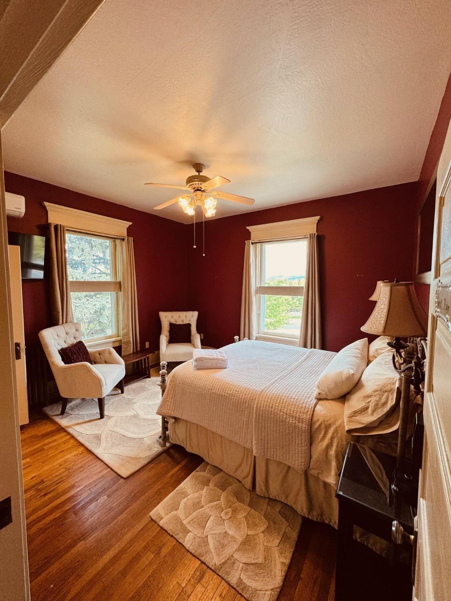The Gibson Mansion Bed And Breakfast Missoula Exterior photo
