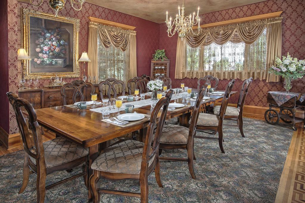 The Gibson Mansion Bed And Breakfast Missoula Exterior photo